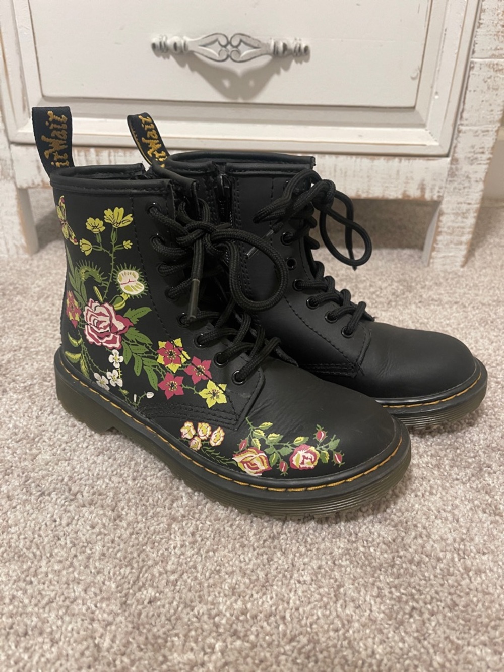 Dr. Martens 1460 J Wander Floral Boots Size 1 Kids EUC Like New